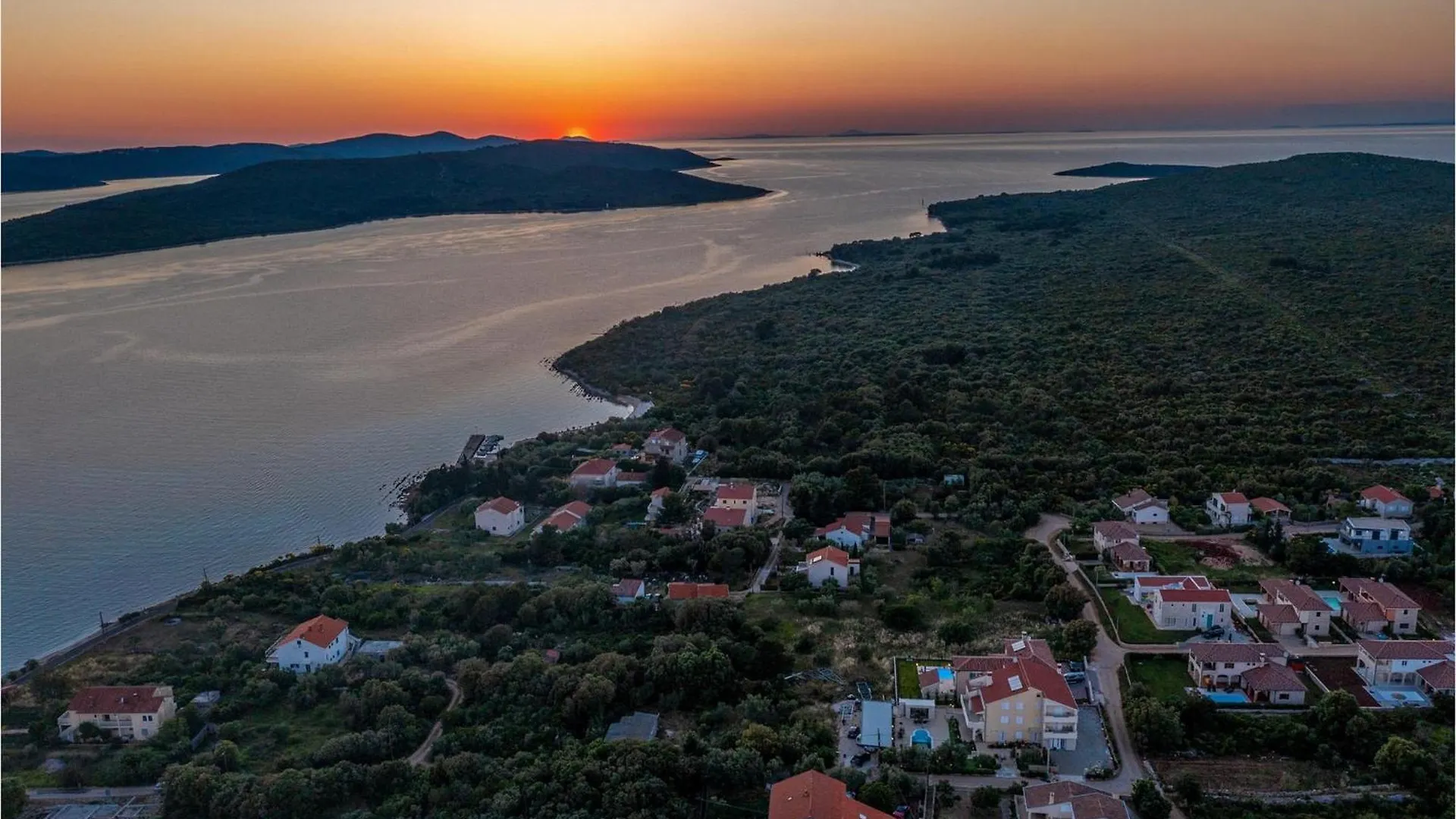 Villa Golden Olive Ugljan 0*,  Croatia